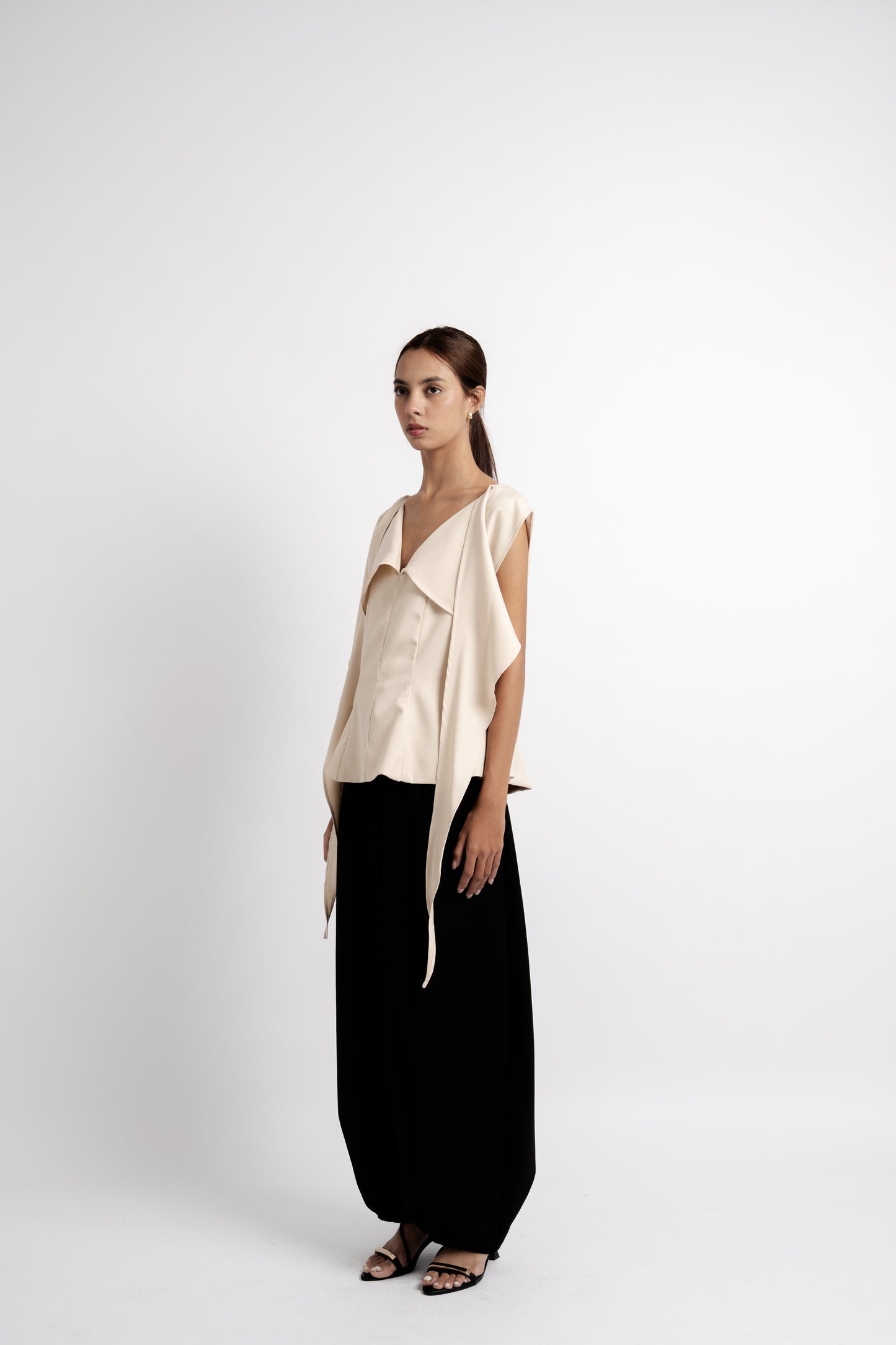 Nin Top In Beige