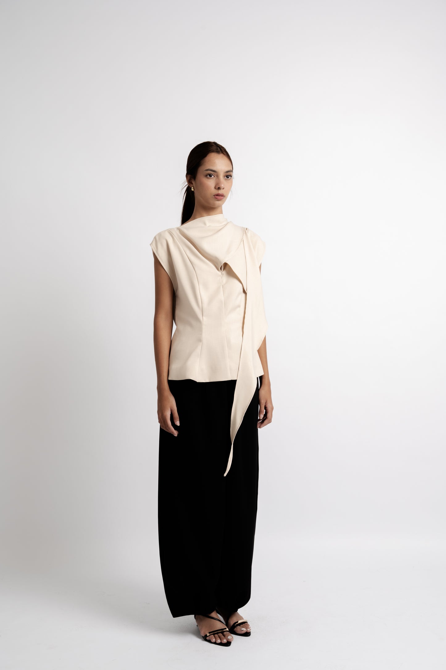 Nin Top In Beige
