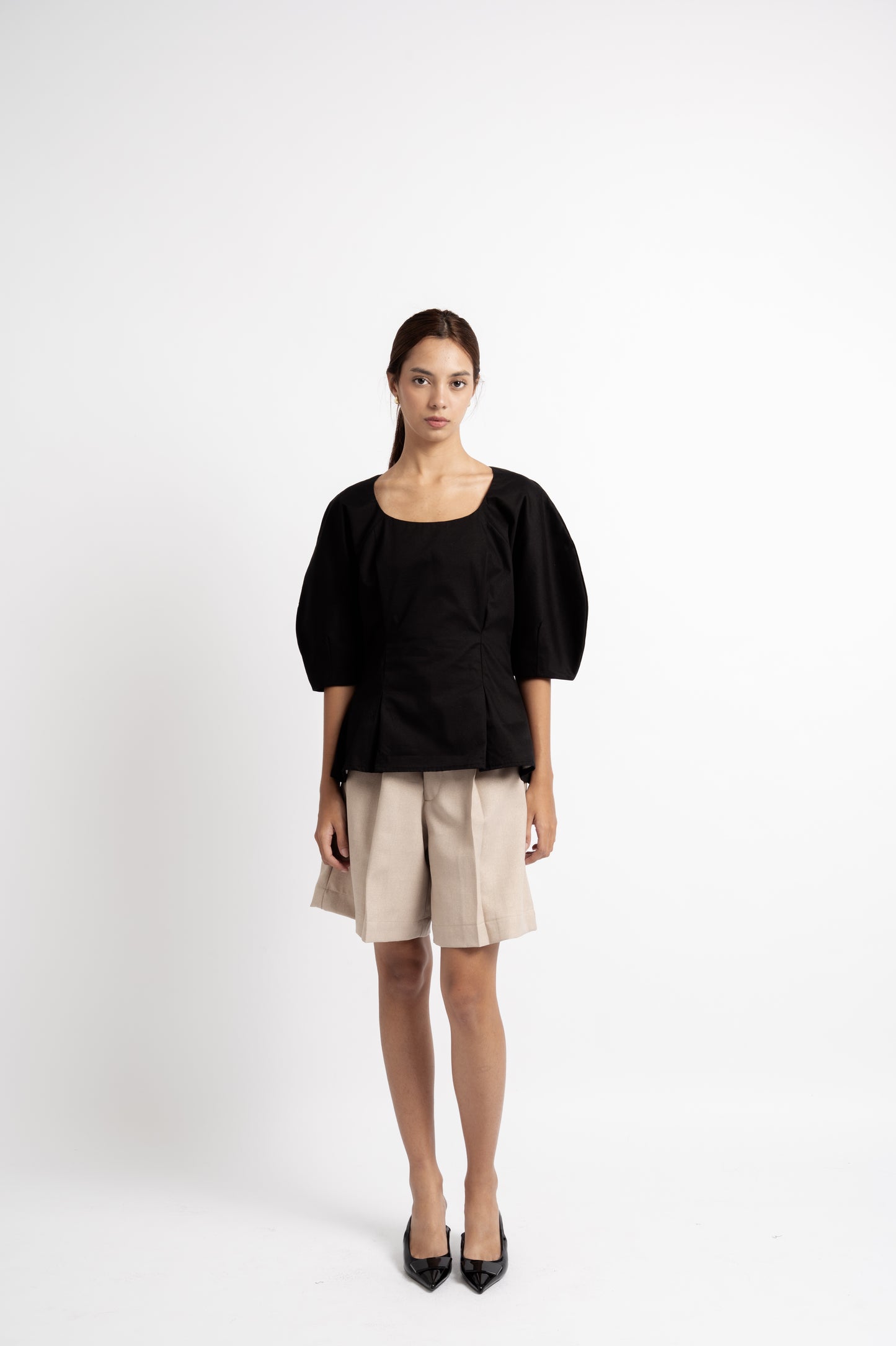 Gyon Top In Black