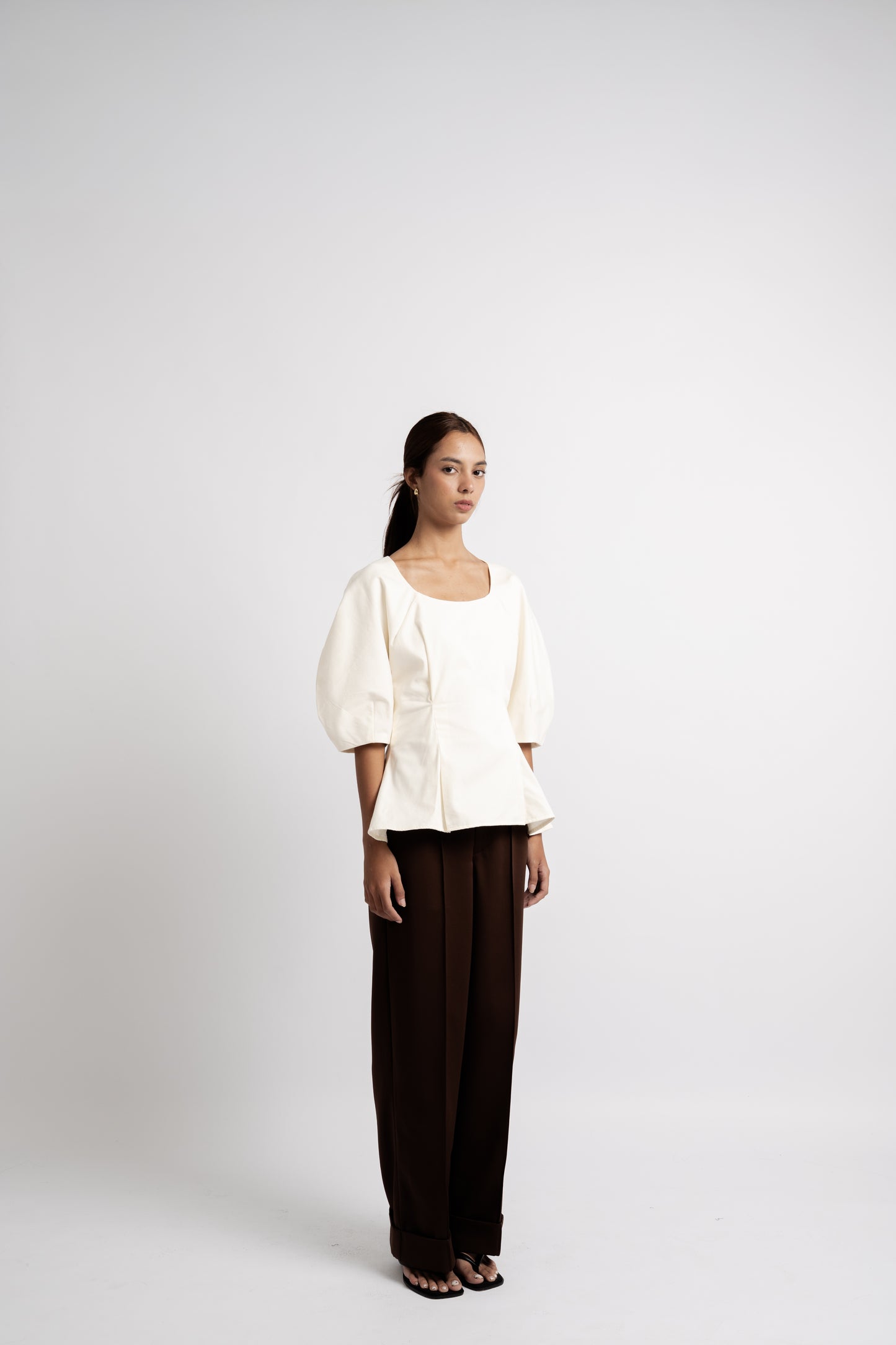Gyon Top In White