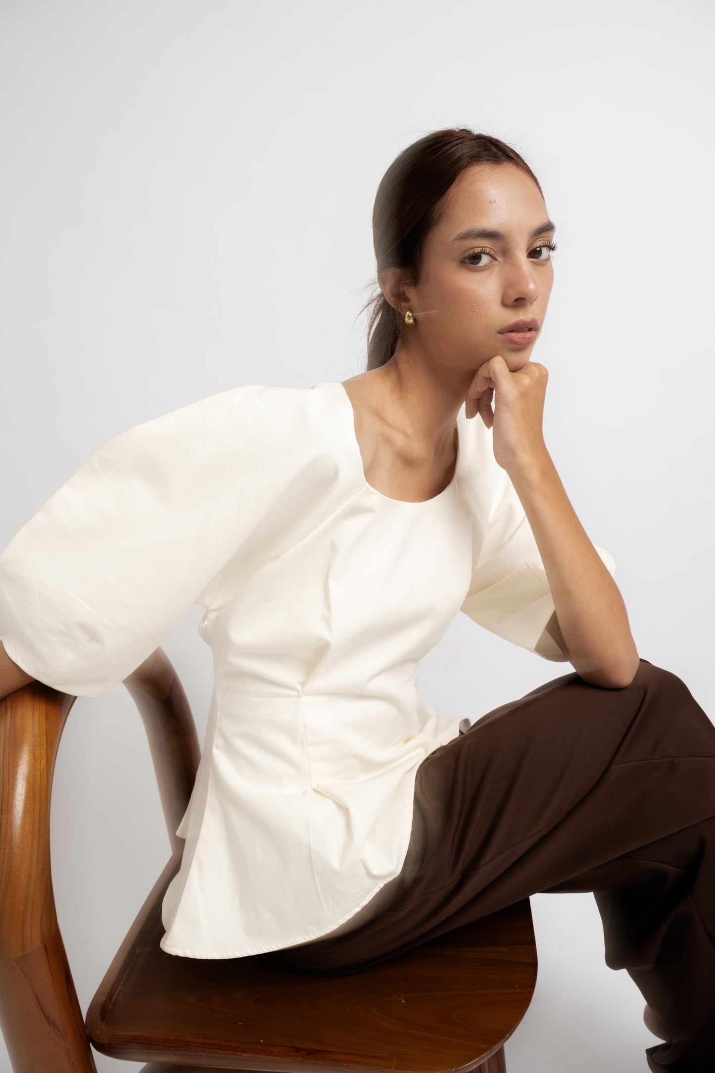 Gyon Top In White
