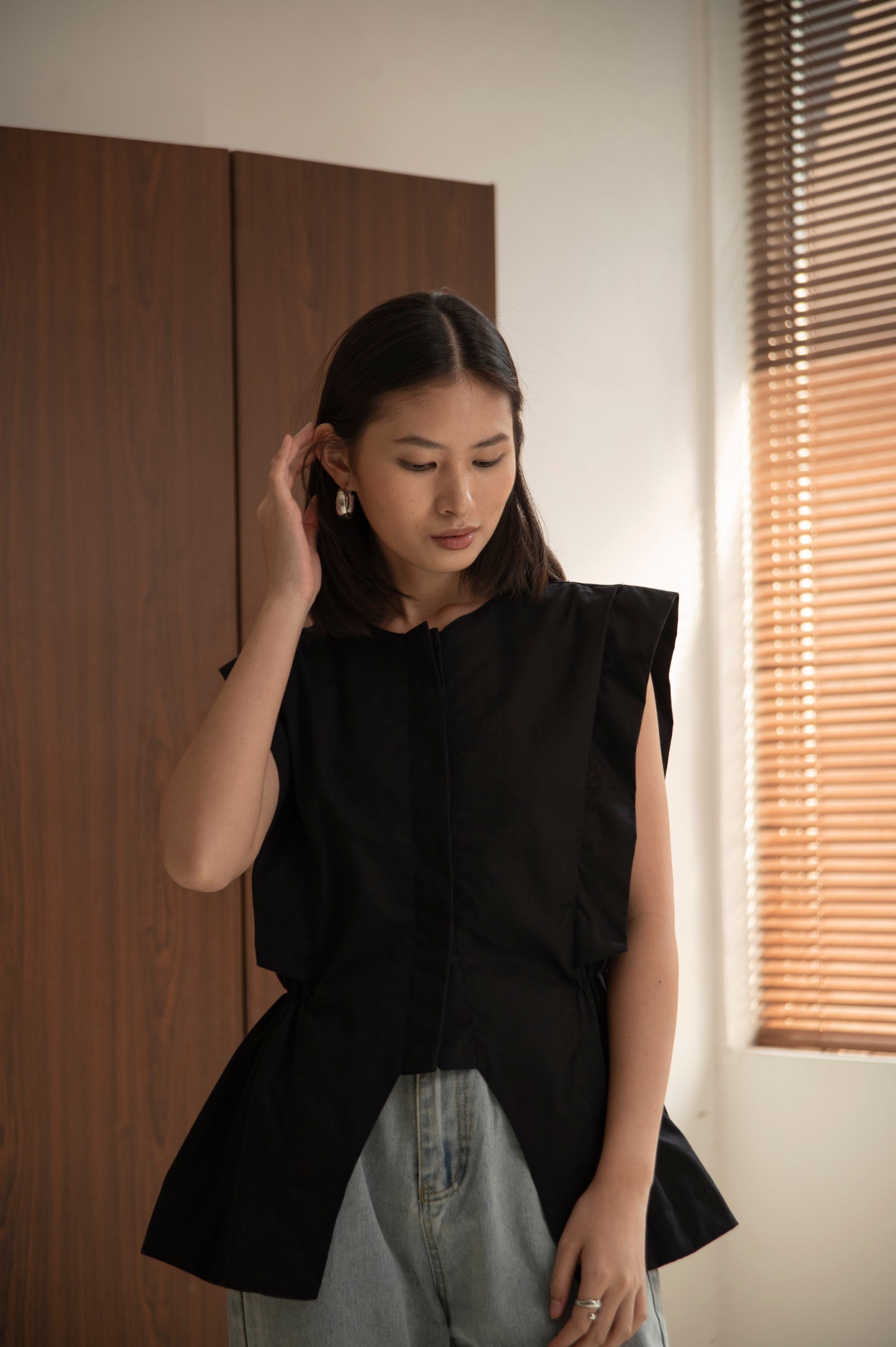 Harel Top In Black