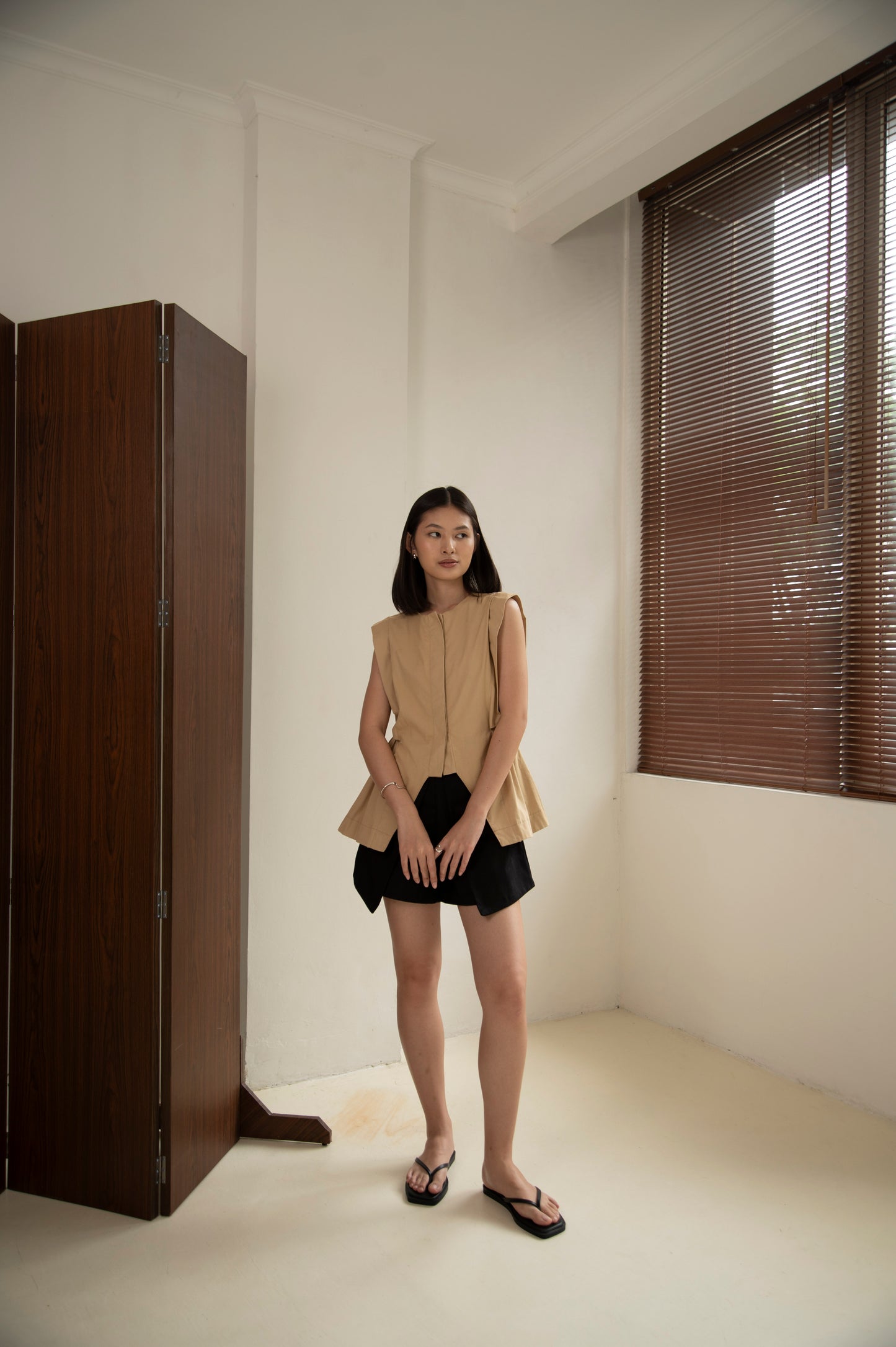 Harel Top In Khaki