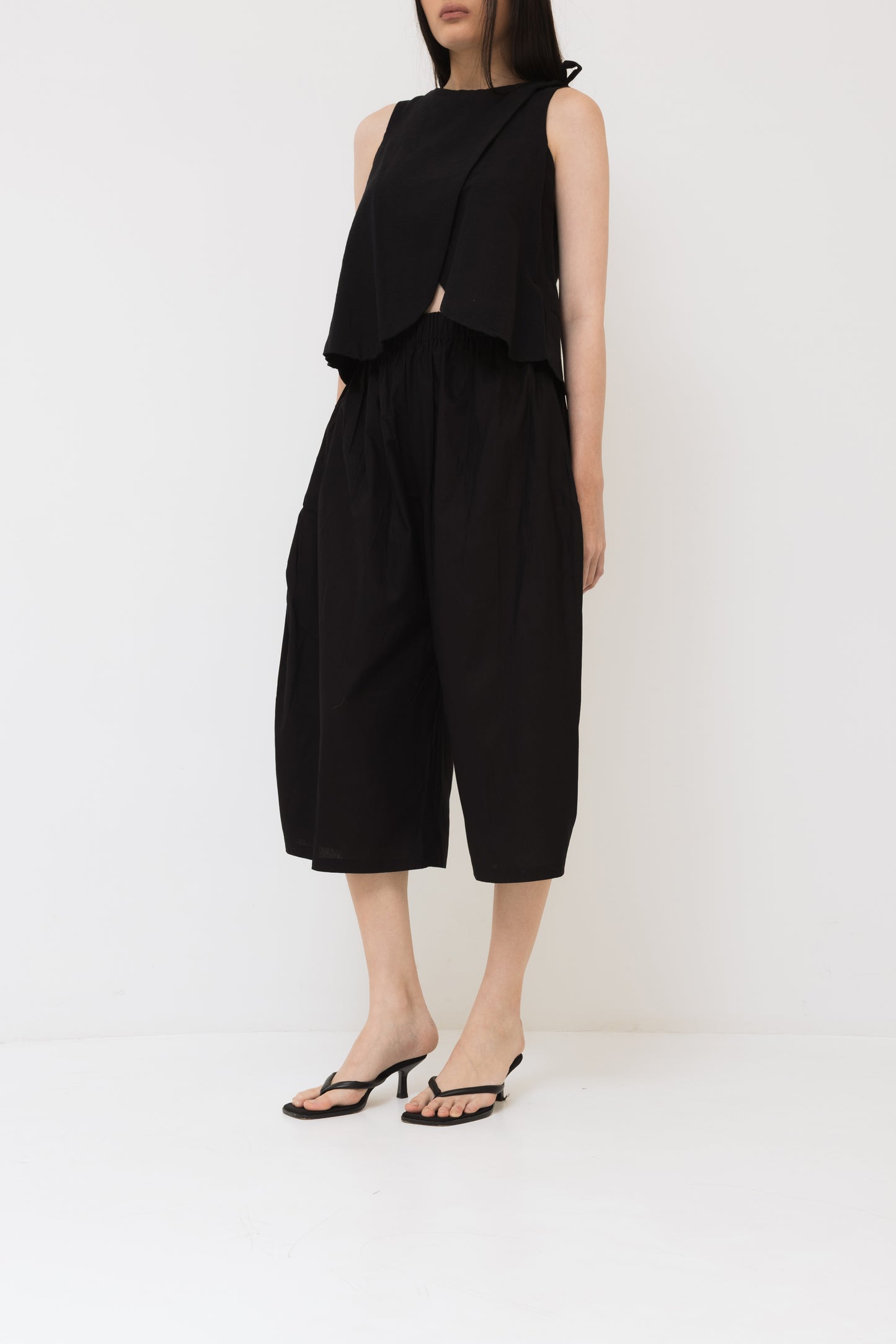 Kyn Top In Black