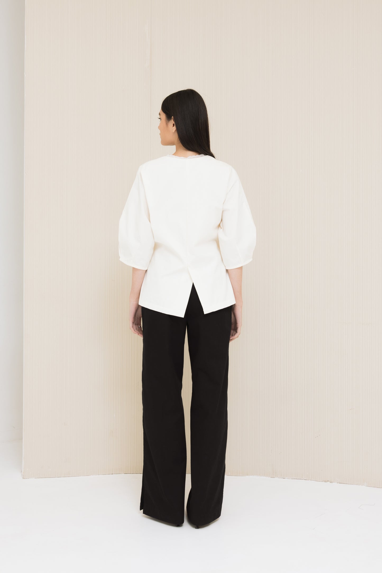 Dynta Top In Off White