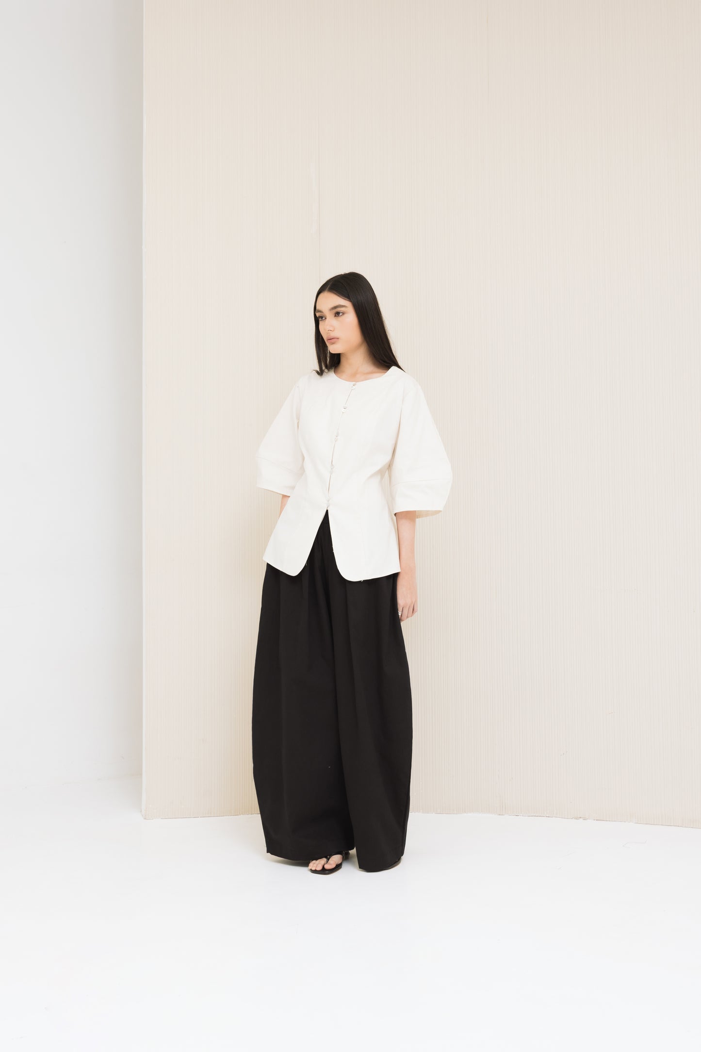 Naila Top In Pearl