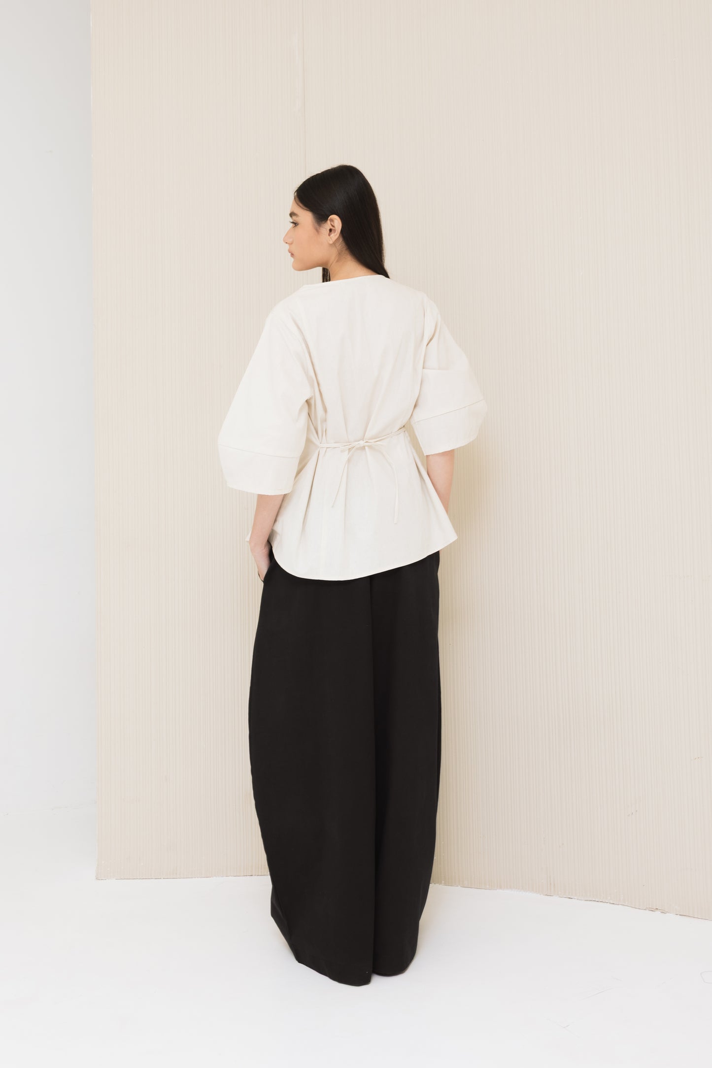 Naila Top In Pearl