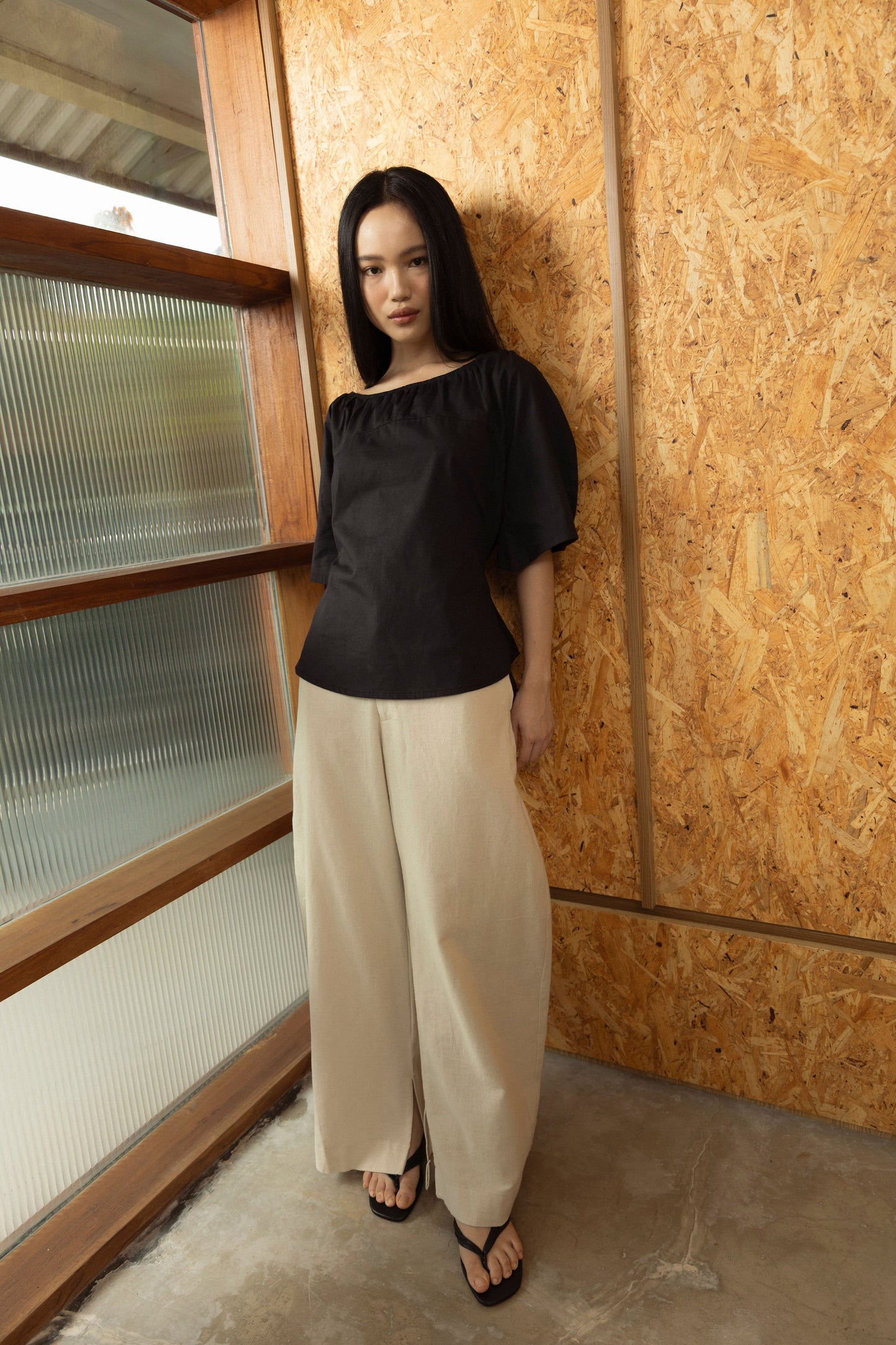 Dya Top in Black