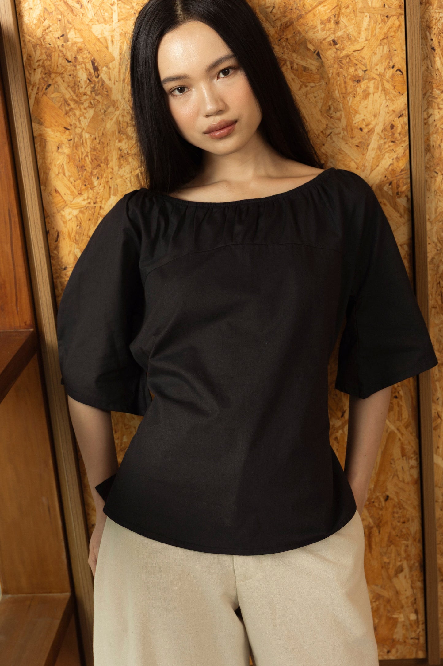 Dya Top in Black