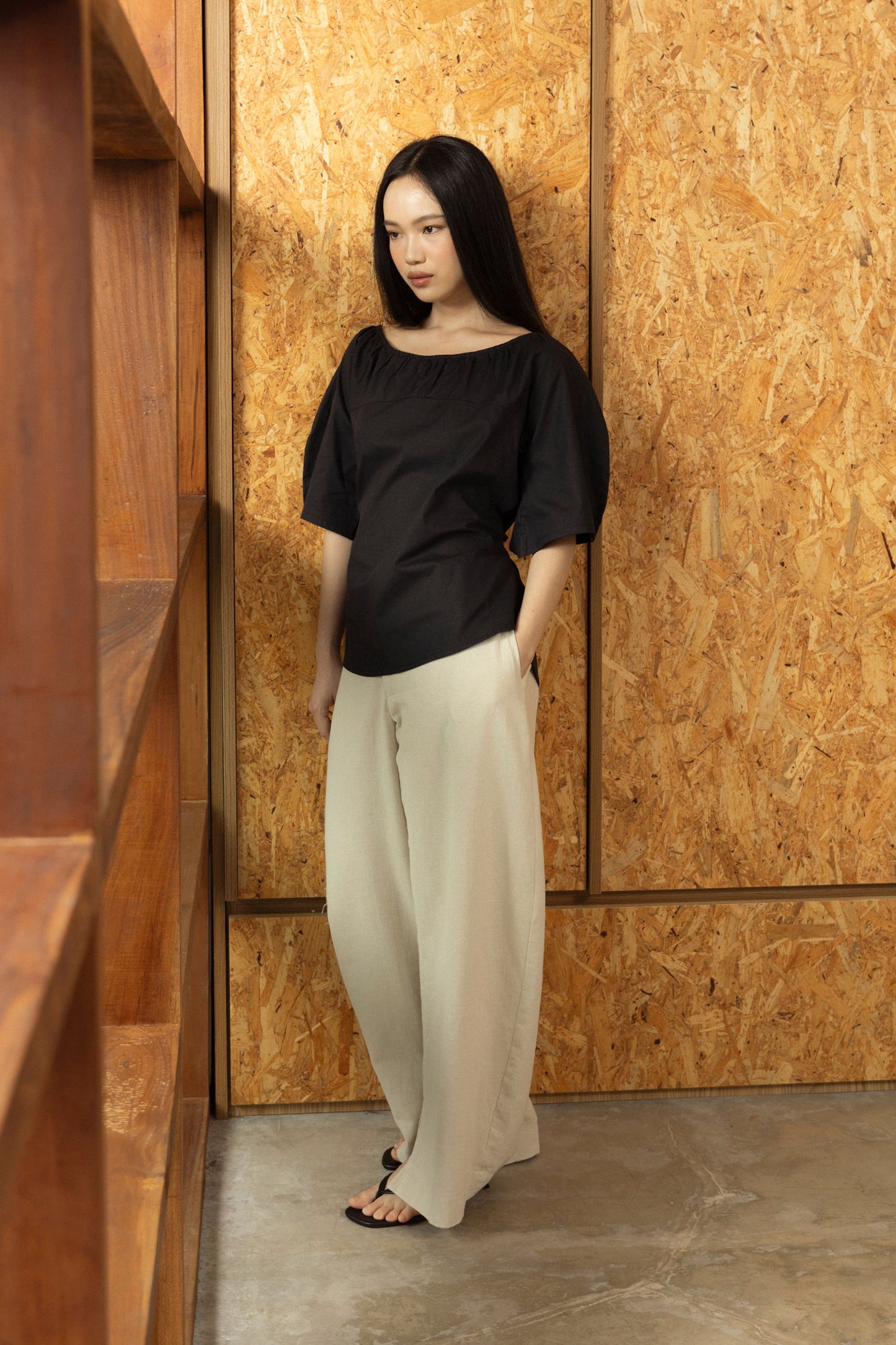 Dya Top in Black
